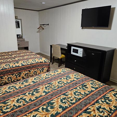 Traveler'S Inn Roanoke Εξωτερικό φωτογραφία