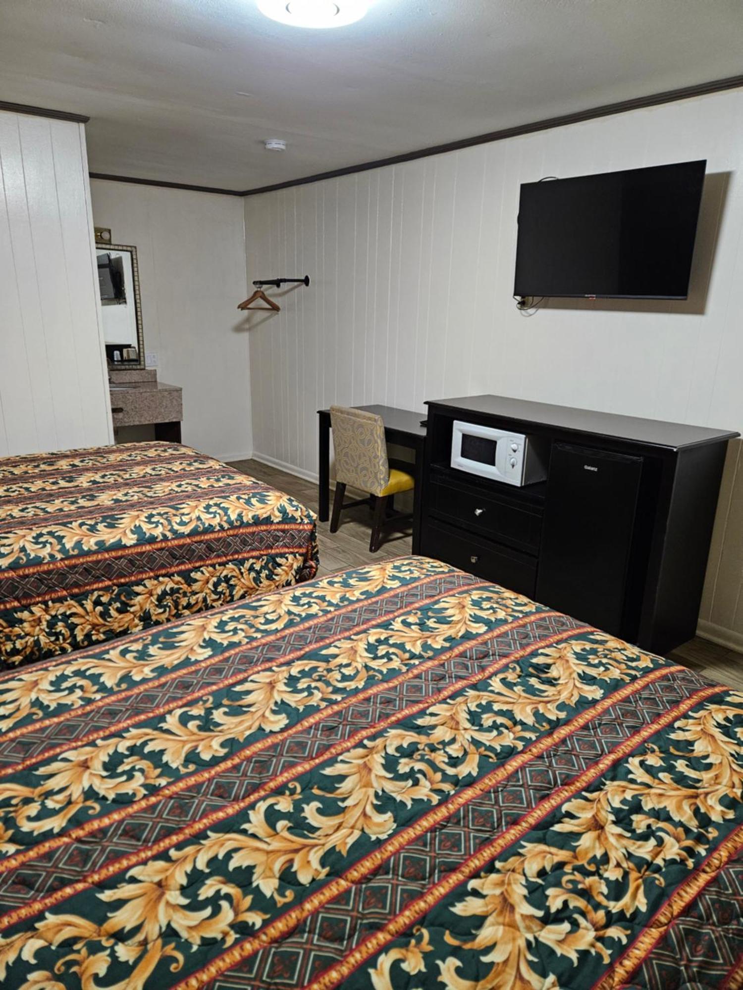 Traveler'S Inn Roanoke Εξωτερικό φωτογραφία